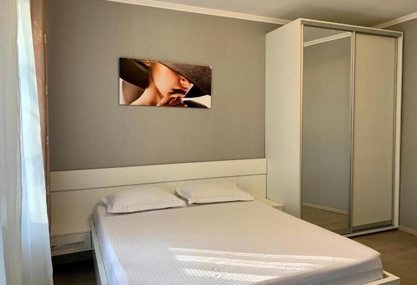 Номер Superior Кровать Кинг, мини гостиница три коня