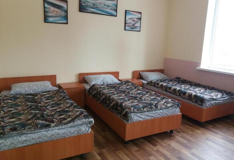 Четырехместный Номер Стандарт, мини гостиница три коня