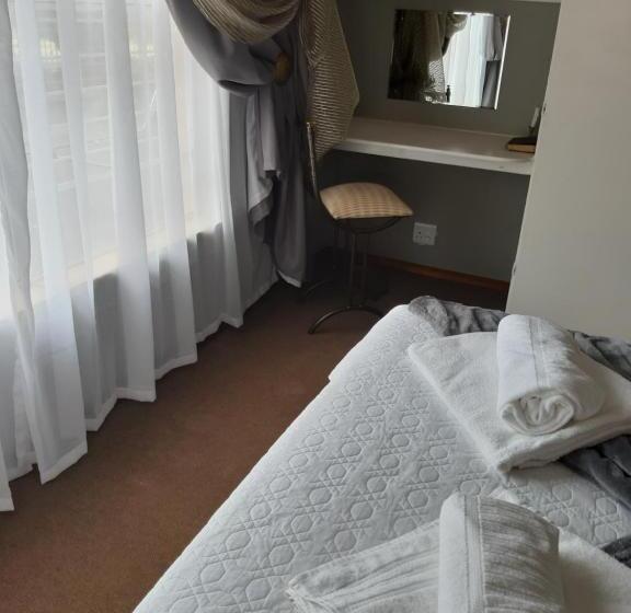 Номер Стандарт, Fochville Guesthouse
