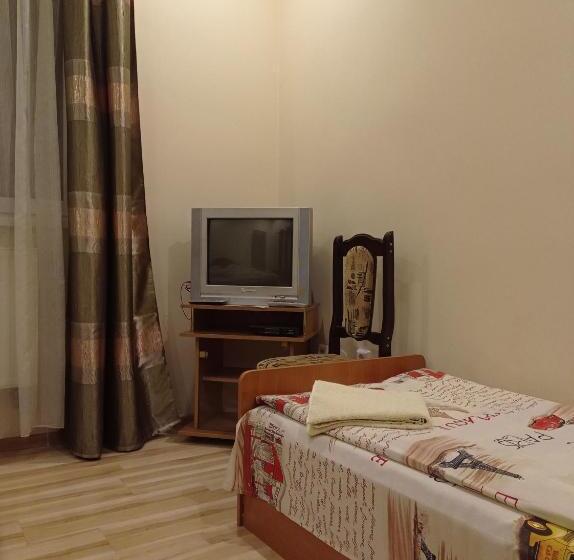 Chambre Triple Standard, панський двір