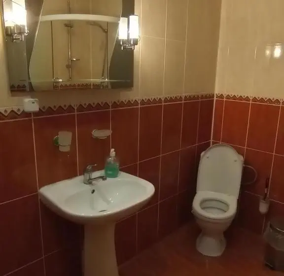 スタンダード４人部屋, панський двір