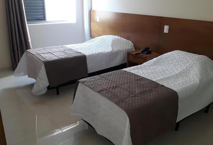 غرفة قياسية فردية, Campos Altos Palace