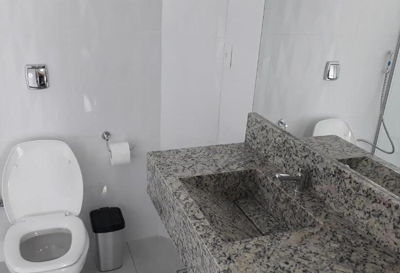 غرفة قياسية رباعية, Campos Altos Palace