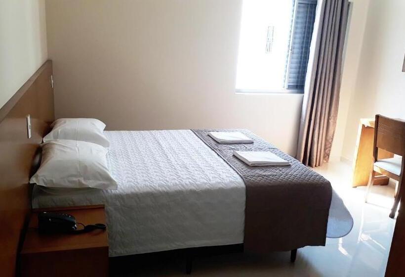 غرفة قياسية, Campos Altos Palace