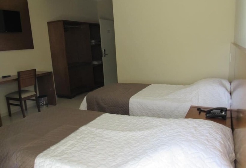 غرفة قياسية فردية, Campos Altos Palace