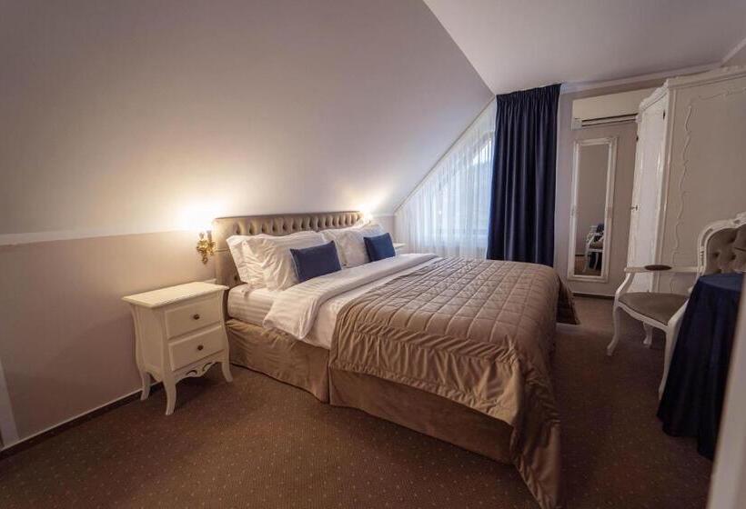 Номер Стандарт, Gradinile Romane