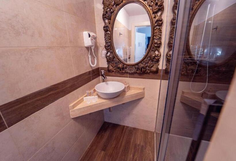 Номер Стандарт, Gradinile Romane