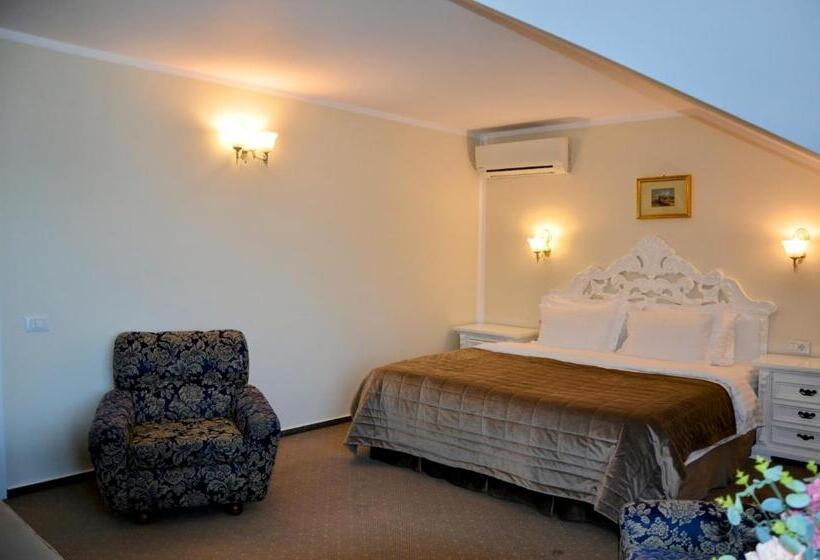 Номер Стандарт с Гидромассажем, Gradinile Romane