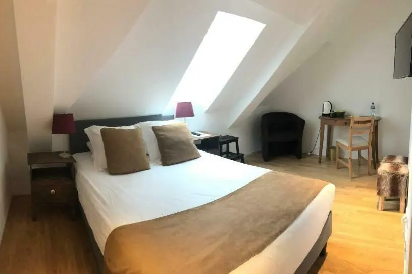 スタンダードルーム, L’auberge De Mézières