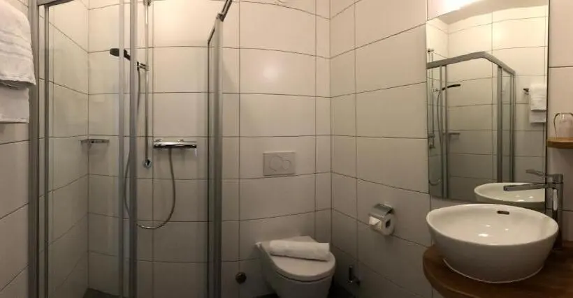 ファミリールーム, L’auberge De Mézières