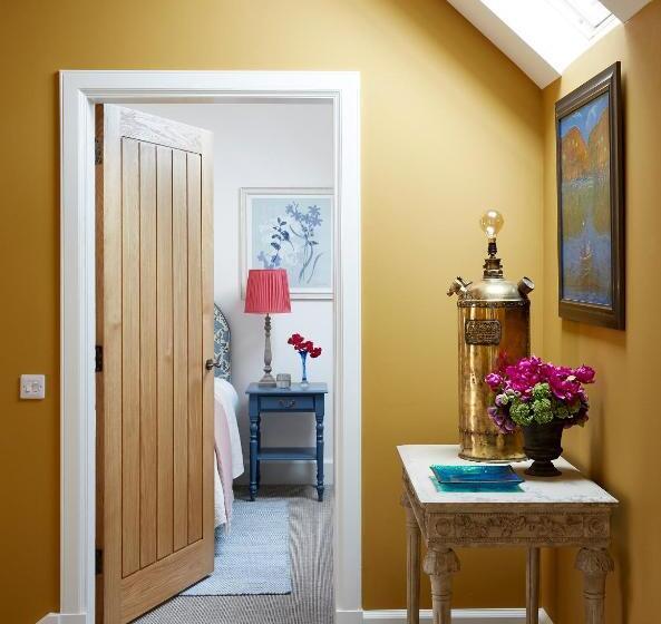 Хижина Superior, Newhall Mains