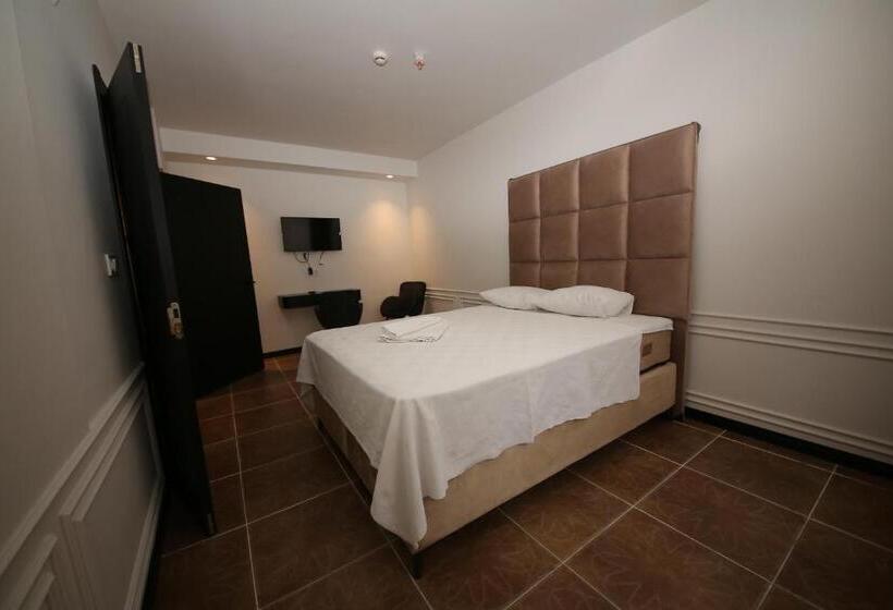 סוויטה משפחתית, Safran Germi̇a Palas