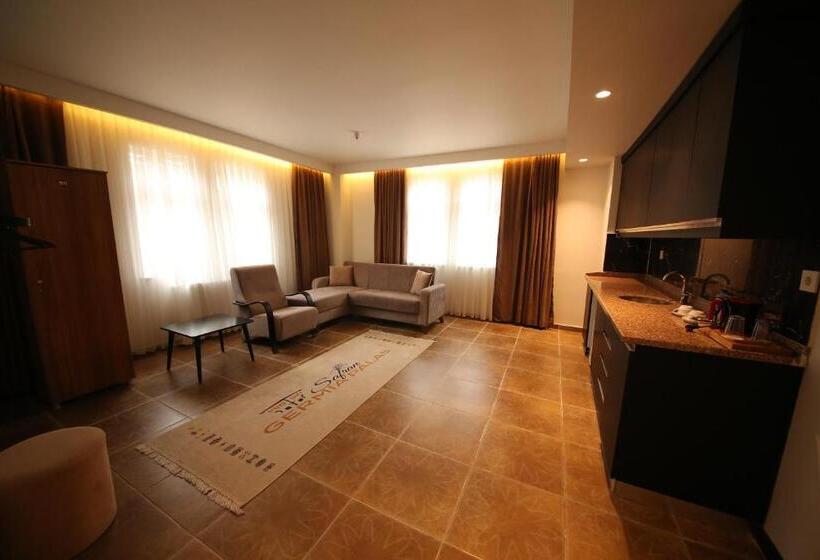 סוויטה משפחתית, Safran Germi̇a Palas