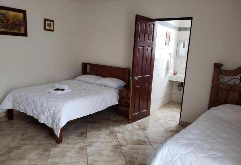 غرفة قياسية ثلاثية, Terrazas Boutique