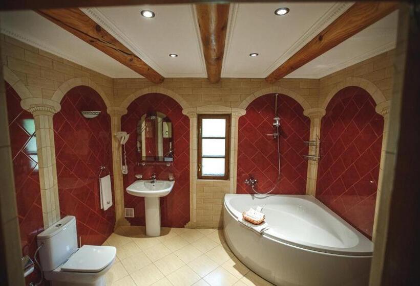 Люкс, Turiyske Podvir Ya