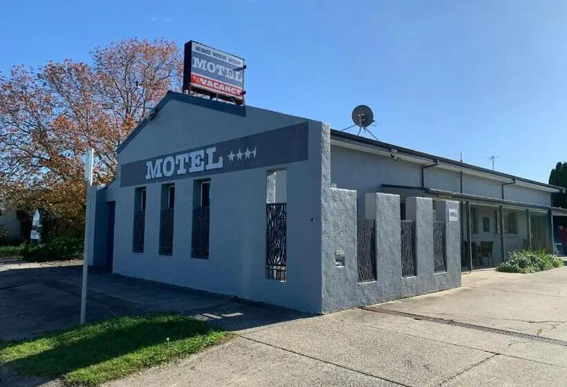 デラックスルーム, Kooweerup Motel