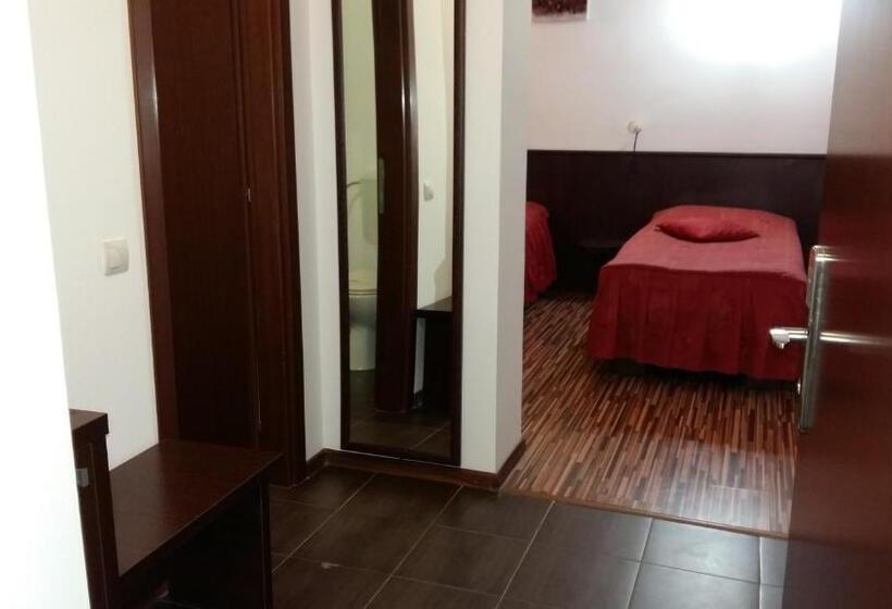 Номер Стандарт Трехместный, Motel Cargo