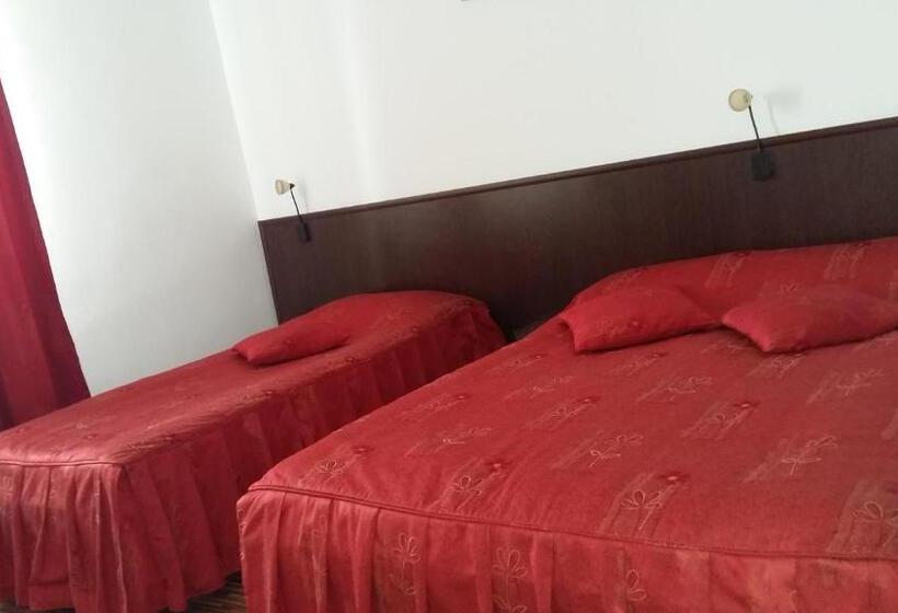 Номер Стандарт Трехместный, Motel Cargo