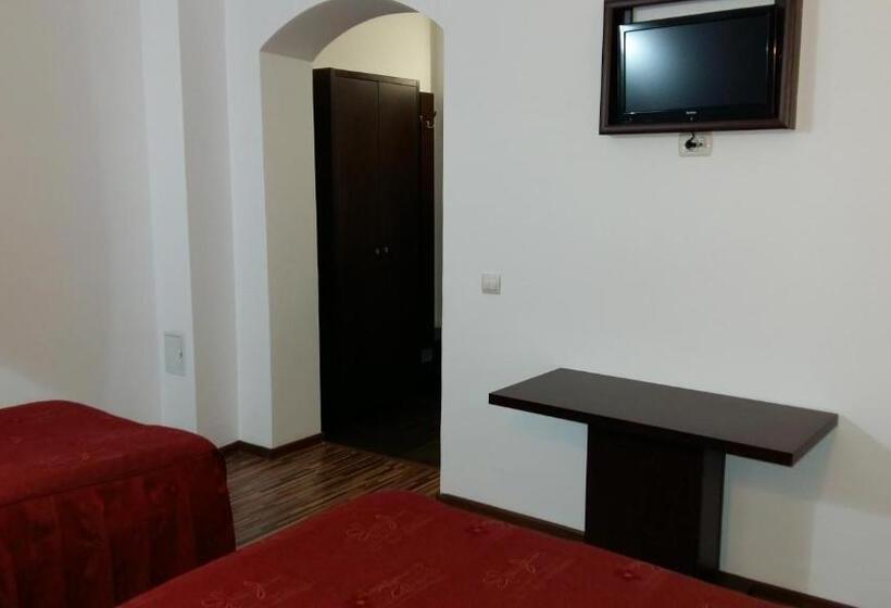 Номер Стандарт Трехместный, Motel Cargo