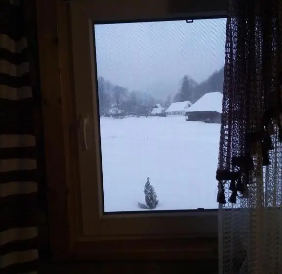 スタンダードトリプルルーム, Cottage лісовий