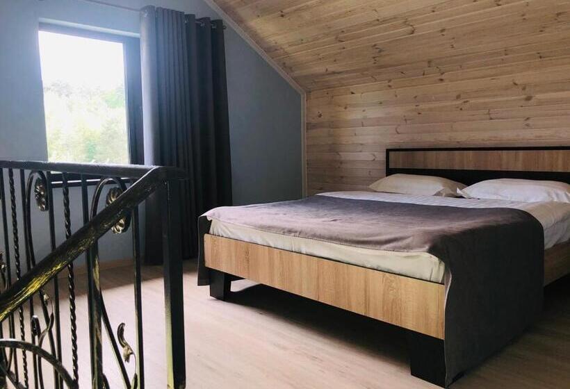 Дом 1 Спальня, Gostynna Sadyba Kit Bayun