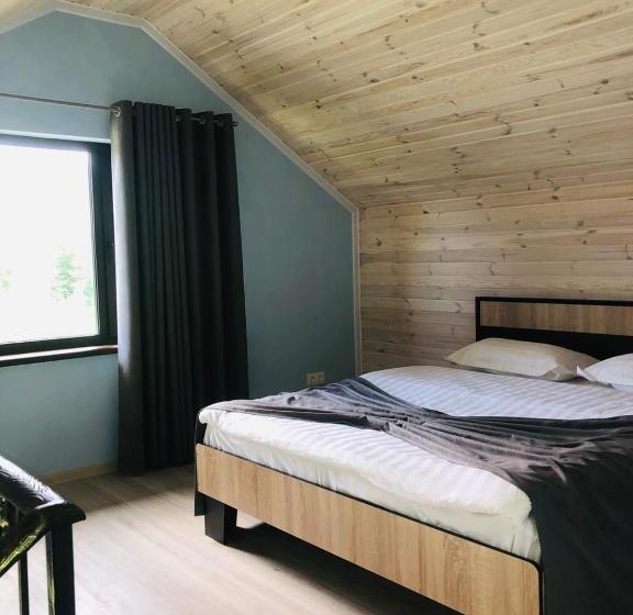 Дом 1 Спальня, Gostynna Sadyba Kit Bayun