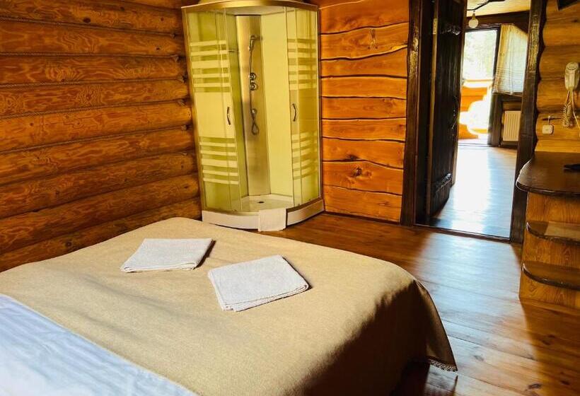 Четырехместный Номер Стандарт с Балконом, Gostynna Sadyba Kit Bayun