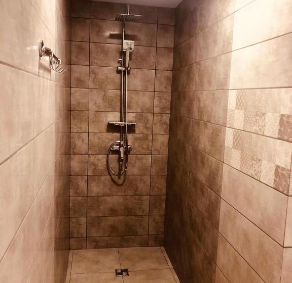 Номер Deluxe, Gostynna Sadyba Kit Bayun