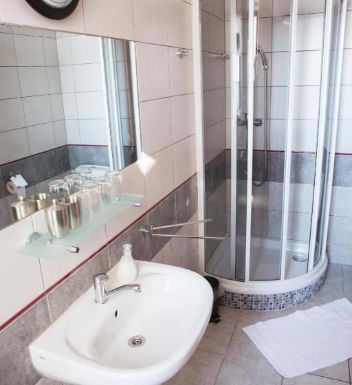 חדר סטנדרט לשלושה, Penzion U Hanky