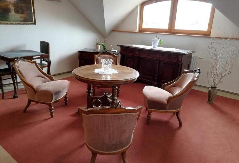 Полулюкс, Pension Sv. Florian