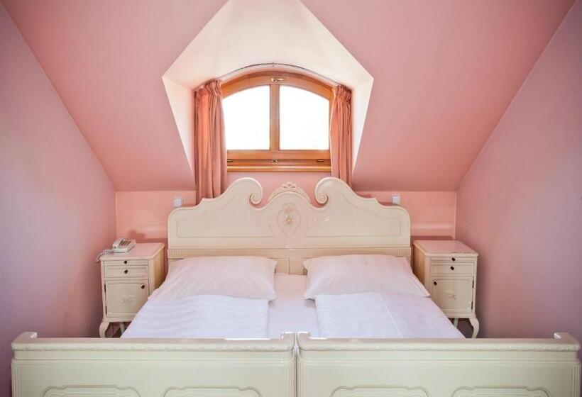 Полулюкс, Pension Sv. Florian