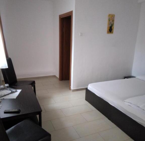 غرفة قياسية, Pensiunea Casa Ghica