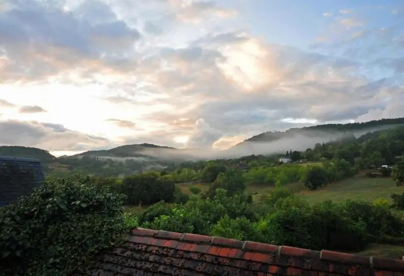 Superior Kolmen Hengen Huone, Le Relais St Jacques