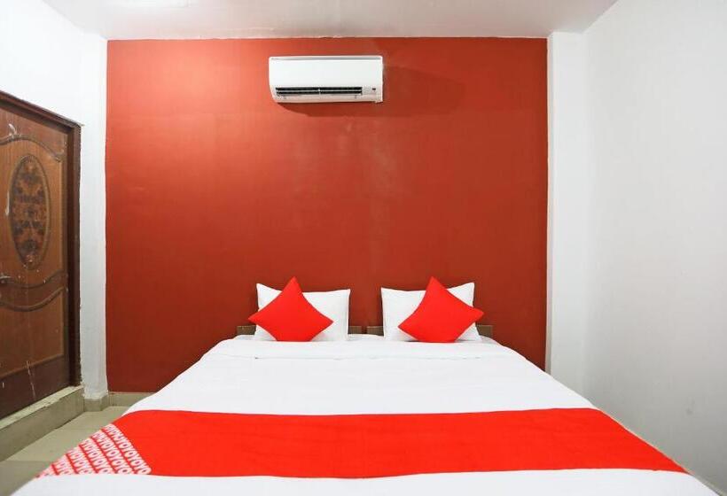 Трехместный Номер Классика, Oyo 63063 Yadav  And Restaurant