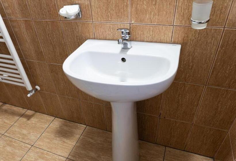 Номер Стандарт, Pensiunea Splendid