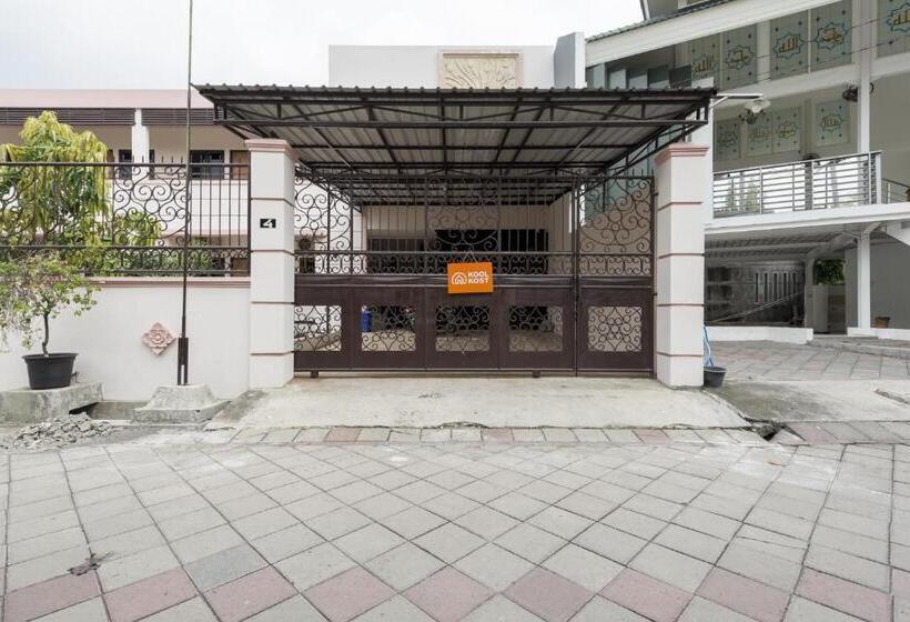 标准间, Koolkost Syariah Near Upn Veteran