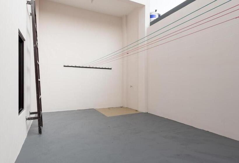 标准间, Koolkost Syariah Near Upn Veteran