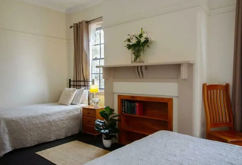 浴室共有ファミリールーム, The Globe Hotel, Rylstone