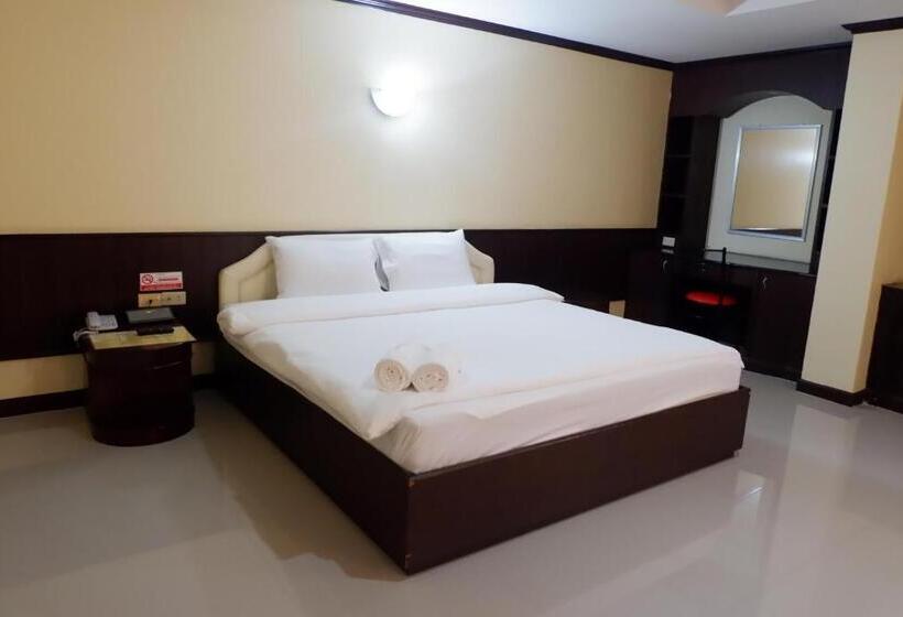 Suite, Auychai Grand