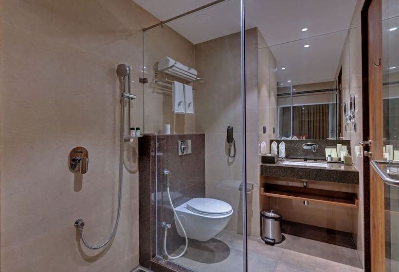 スタンダードルーム, The Fern Royal Farm Resort Anjar