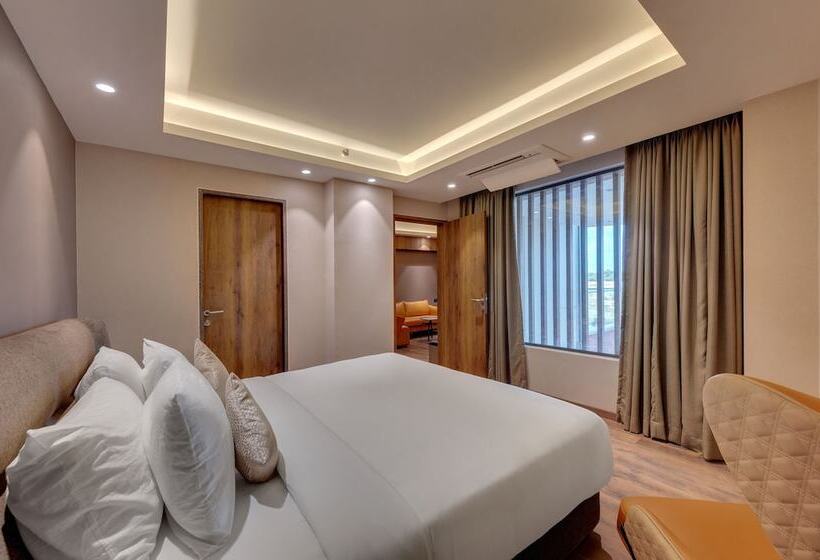 套房, The Fern Royal Farm Resort Anjar