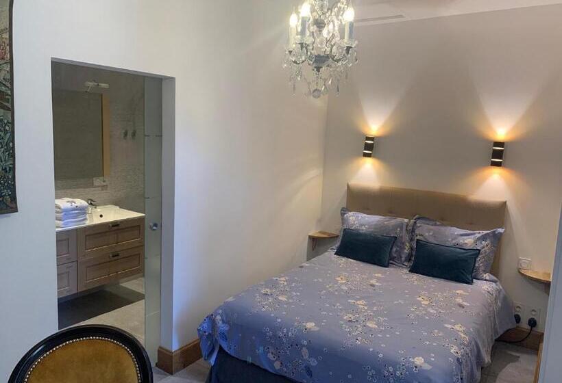 스탠다드 룸, Au Fil Du Temps