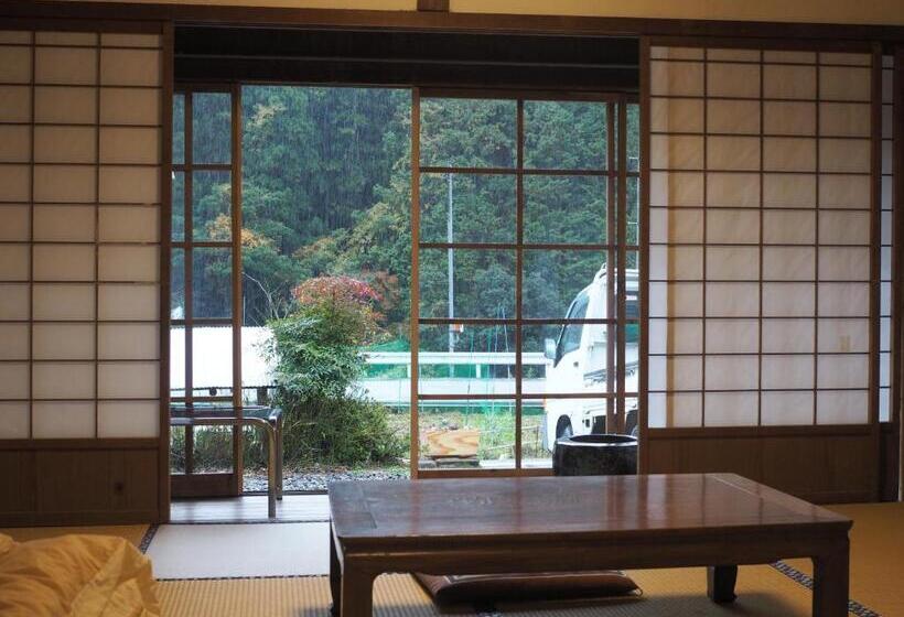 غرفة قياسية, Kamenarien