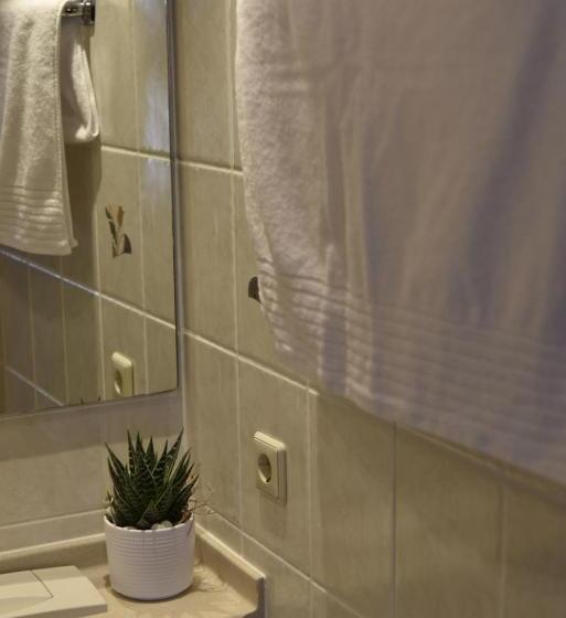 スタンダードトリプルルーム, Pension Brenz