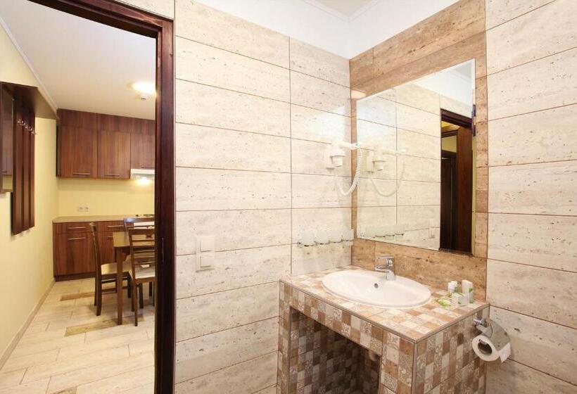 スタンダード４人部屋, Termál Hotel Vesta