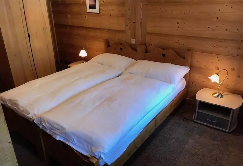 スタンダードルーム, Auberge De La Poste