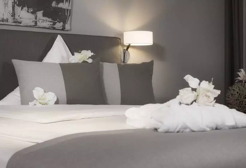 コンフォートルーム, Art Hotel Superior