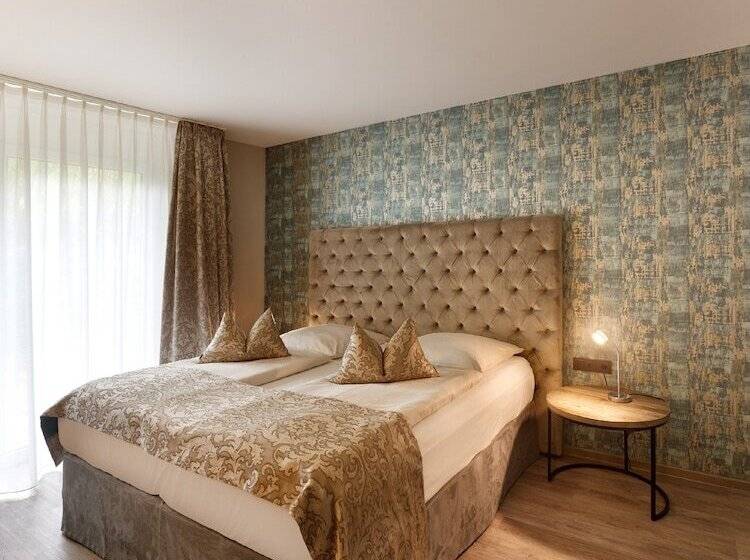 חדר דלוקס, Art Hotel Superior