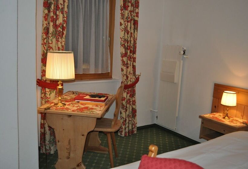 标准三人间, Bernina