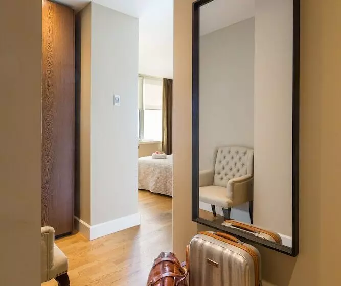 اتاق اجرایی, Boutique Hotel Lumiere